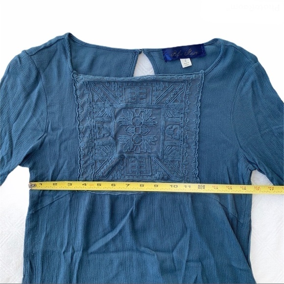 Francesca’s Shirt - Picture 11 of 14